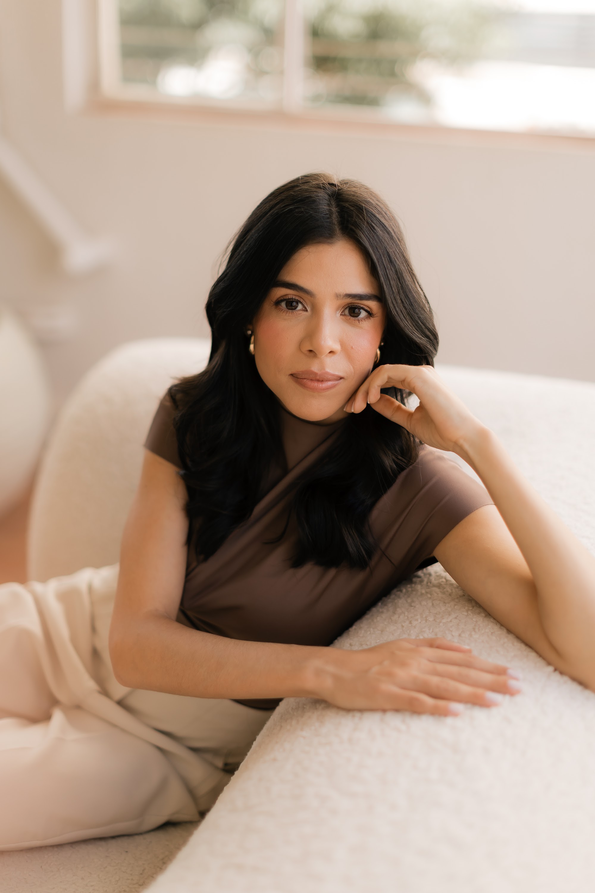 Dra. Mikaela Medeiros, advogada de Direito de Família